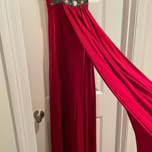 Formal gown​ - Picture 6 of 7